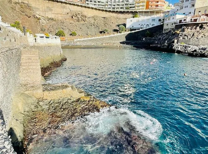 Amazing Sea Views From Cozy Studio.