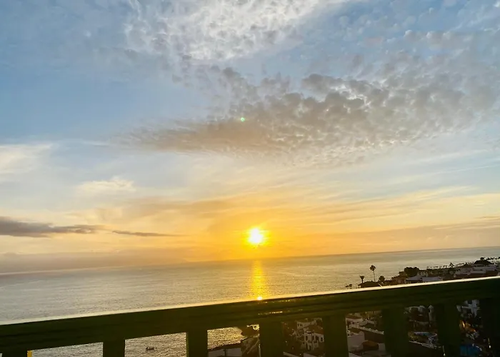 Amazing Sea Views From Cozy Studio.