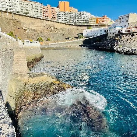 Amazing Sea Views From Cozy Studio.